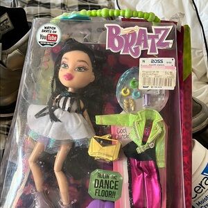 Bratz Jade Metallic madness .
